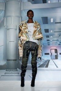 Balmain Pre-Fall 2022