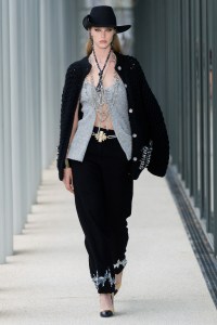 Chanel Métiers d’Art 2022