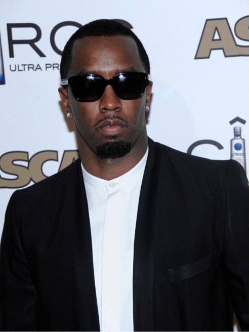 Rapper and celebrity Sean Combs is getting ready to take over full ownership of Sean John, the streetwear label he founded in 1998.