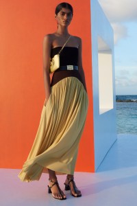 Tory Burch PF22