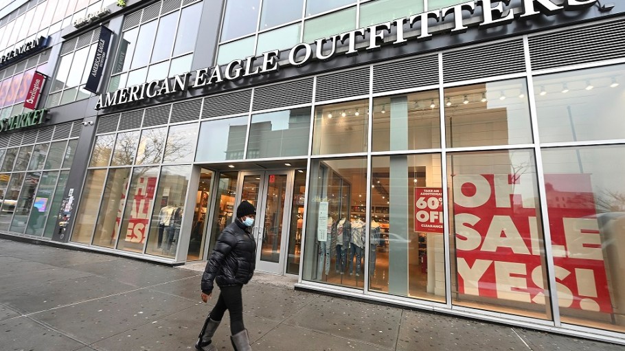 American Eagle Outfitters completed the acquisition of Quiet Logistics and strategic investments for approximately $360 million in cash. AEO's reduced delivery costs amid rising inflation reflect the efficiencies of Quiet's innovative fulfillment model, Jay Schottenstein said.