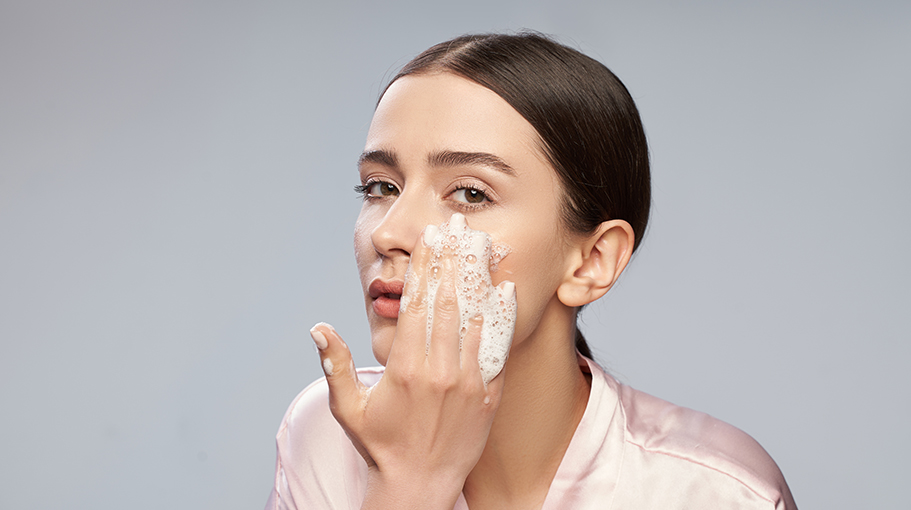 best face washes dry skin
