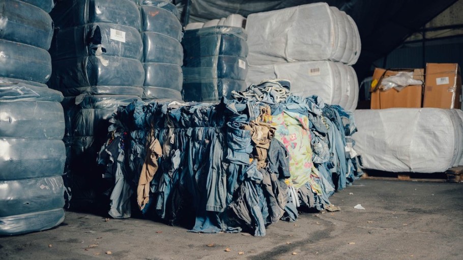 The Swedish fast-fashion retailer is now Renewcell's second-largest shareholder with an 11.51 percent slice in the recycled fiber startup.