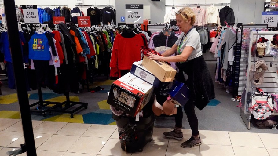 The influence of inflationary pressure was in force last month, as retail apparel prices rose a seasonally adjusted 1.3 percent.