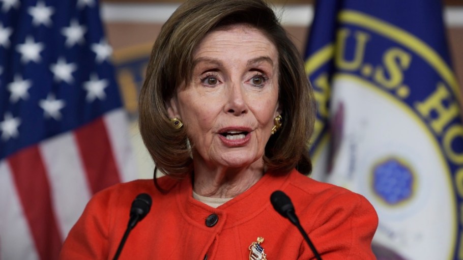 DC: Speaker Pelosi hold her weekly press conference