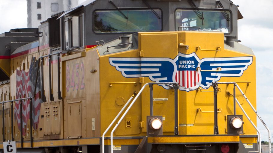 Union Pacific addressed the most recent rail L.A. rail theft, electrifying freight vehicles and a Covid-19 labor shortage.