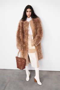 Burberry Pre-Fall 2022
