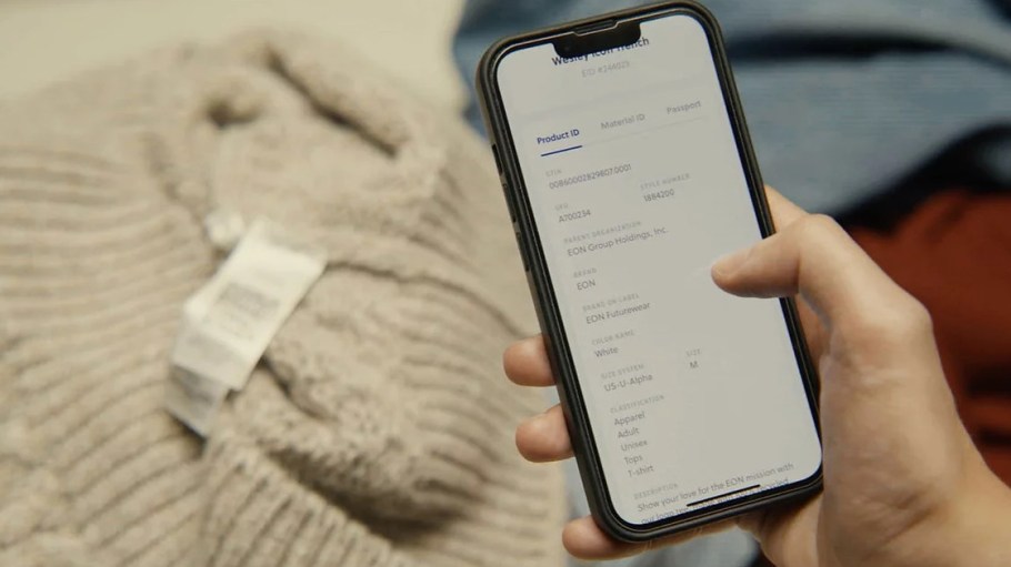 Experts from Recurate, Eon, Returnity and Trove discuss why fashion can't ignore growing opportunities in resale and recommerce.