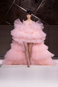 Giambattista Valli Pre-Fall 2022