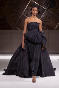 Giambattista Valli Pre-Fall 2022