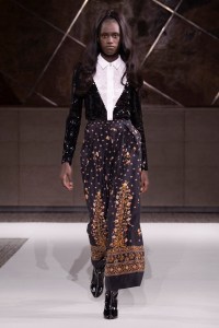 Giambattista Valli Pre-Fall 2022