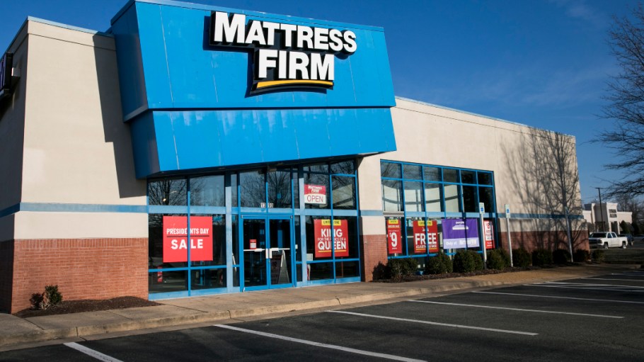Struggling home furnishings sector has the leveraged Mattress Firm planning an IPO as debt laden Casper Sleep will become privately held.