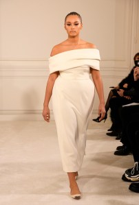 Valentino Couture Spring 2022