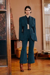Stella McCartney Pre-Fall 2022