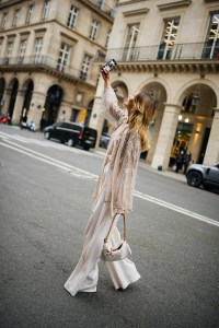 Street style at Paris Haute Couture Week Spring 2022.