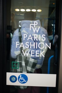 Street style at Paris Haute Couture Week Spring 2022.