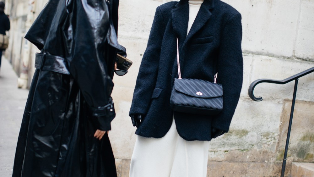 Street style at Paris Haute Couture Week Spring 2022.