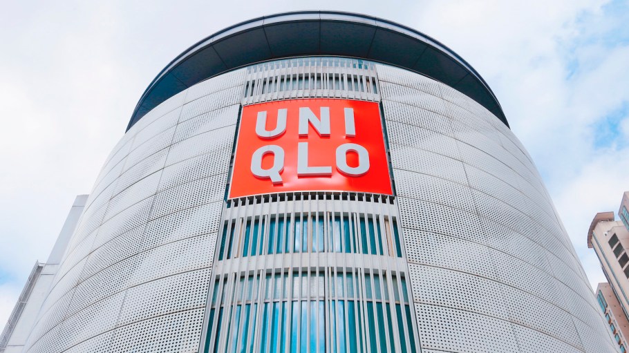 Uniqlo parent Fast Retailing Co. saw first-quarter revenue jump 1.2 percent to 627.3 billion yen ($5.5 billion) from the 619.7 billion yen ($5.43 billion) in the year-ago period.