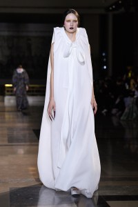 Viktor & Rolf Couture Spring 2022