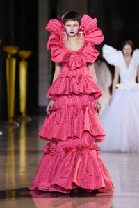 Viktor & Rolf Couture Spring 2022
