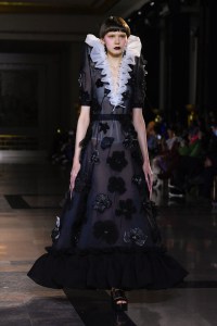 Viktor & Rolf Couture Spring 2022