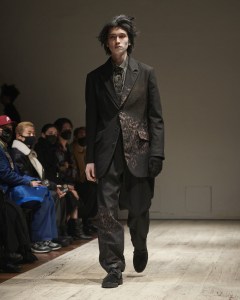 Yohji Yamamoto Men’s Fall 2022