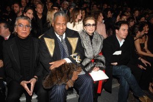 Roberto Cavalli, Andre Leon Talley and Lee Radziwill attend Marc Jacobs' fall 2007 show at the New York State Armory.