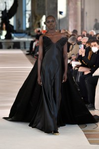 Schiaparelli Couture Spring 2022