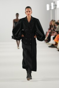 Carolina Herrera RTW Fall 2022