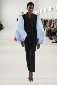 Carolina Herrera RTW Fall 2022