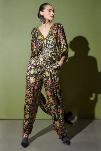 Josie Natori RTW Fall 2022