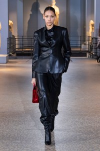 Laura Biagiotti RTW Fall 2022