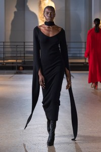 Laura Biagiotti RTW Fall 2022