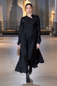 Laura Biagiotti RTW Fall 2022