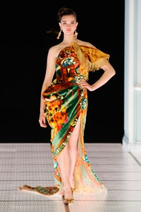 Moschino RTW Fall 2022