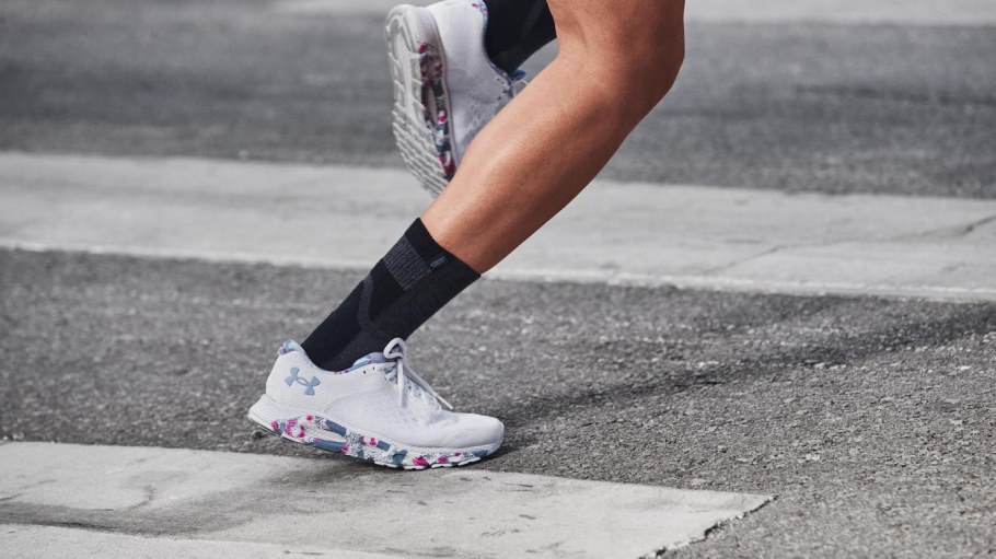 Under Armour saw revenue increase 9 percent to $1.53 billion, and improve 8 percent on a currency-neutral basis, compared to the 2020 fourth quarter on net income of $110 million.