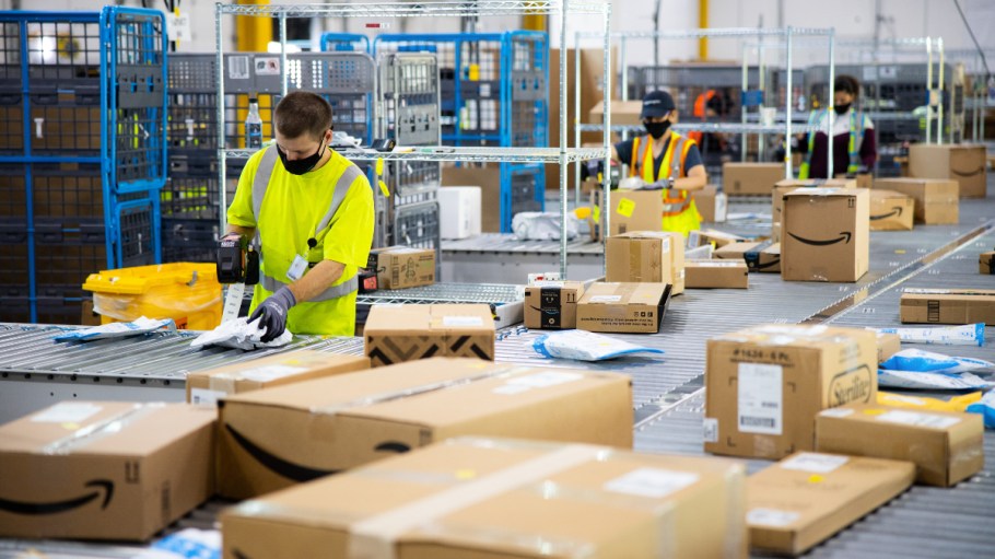 The San Francisco Board of Supervisors introduced legislation tightening zoning requirements around parcel delivery service facilities.