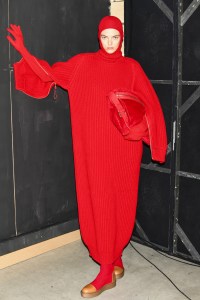 Backstage at Max mara RTW Fall 2022
