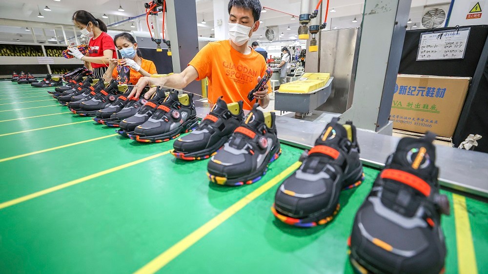 After a dramatic 24 percent decline in 2020, U.S. footwear imports jumped 28.1 percent in 2021 to 2.19 billion pairs.