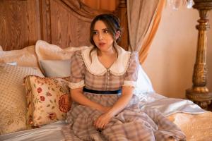 Dollface -- “Princess Charming” - Episode 209 -- The girls must rescue Izzy from the clutches of the Alisons, and explore what it means to be your own villain and hero, in this subverted homage to the fairytale genre. Izzy (Esther Povitsky), shown. (Photo by: Jessica Brooks/Hulu)