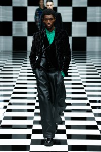 Emporio Armani RTW Fall 2022