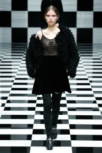 Emporio Armani RTW Fall 2022