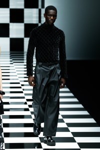 Emporio Armani RTW Fall 2022