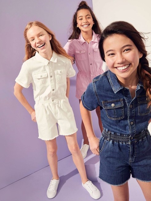 Women’s apparel retailer Maurices will launch its in-house tween girls apparel brand Evsie in late March to target the growing market.