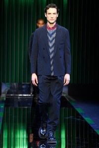 Giorgio Armani RTW Fall 2022