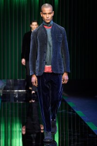 Giorgio Armani RTW Fall 2022