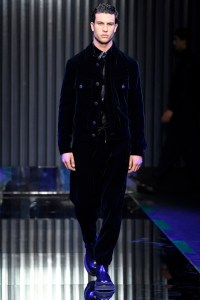 Giorgio Armani RTW Fall 2022