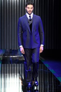 Giorgio Armani RTW Fall 2022