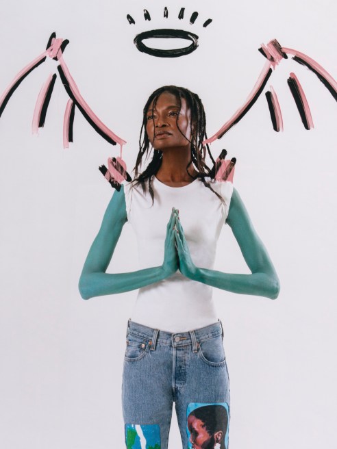 Levi’s tapped multi-hyphenated artist Gianni Lee to turn Levi’s 501 jeans, Type III Trucker Jackets and tote bags into works of art.