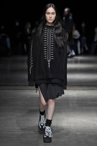 Onitsuka Tiger RTW Fall 2022